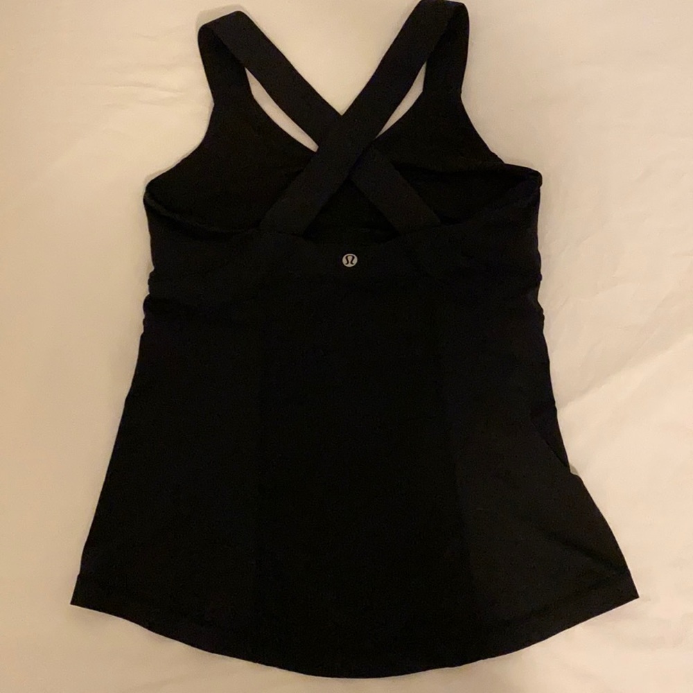 Lululemon Black CrossBack Yoga Tank 8 EUC